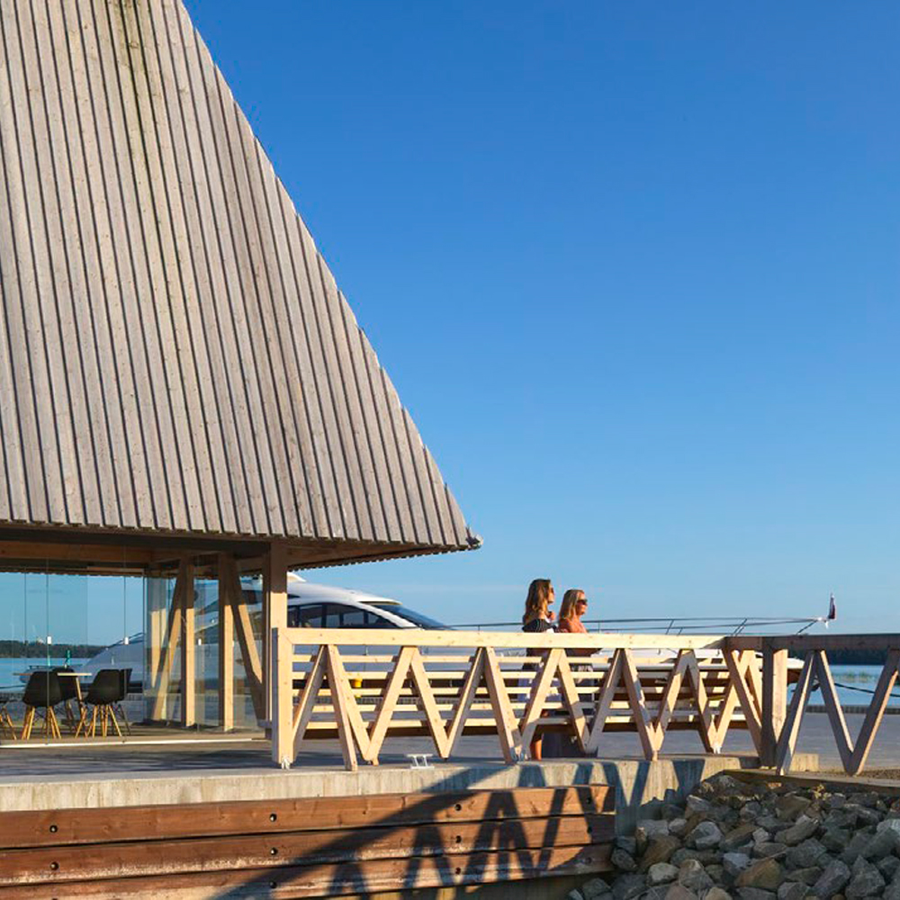 Meeting and dining area